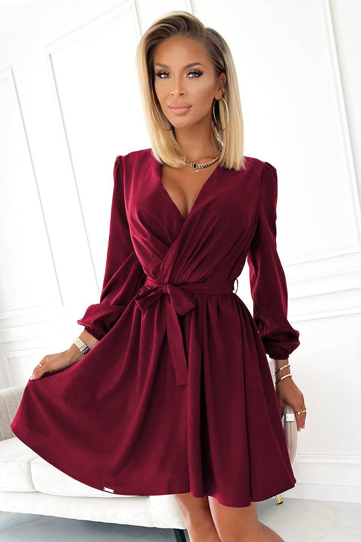 Numoco 339-3 BINDY Feminine dress with a neckline - Burgundy