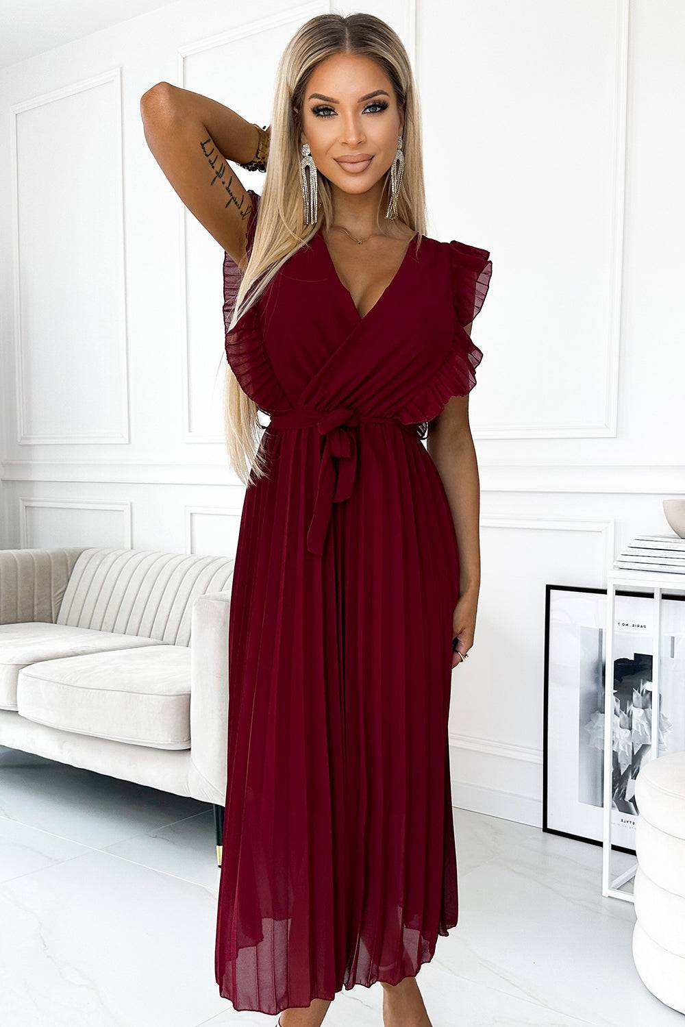 Numoco Basic 469-1 Pleated dress with frills, neckline and belt - burgundy