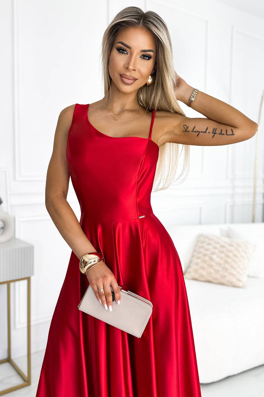 Numoco 524-1 Long elegant satin one-shoulder dress - red