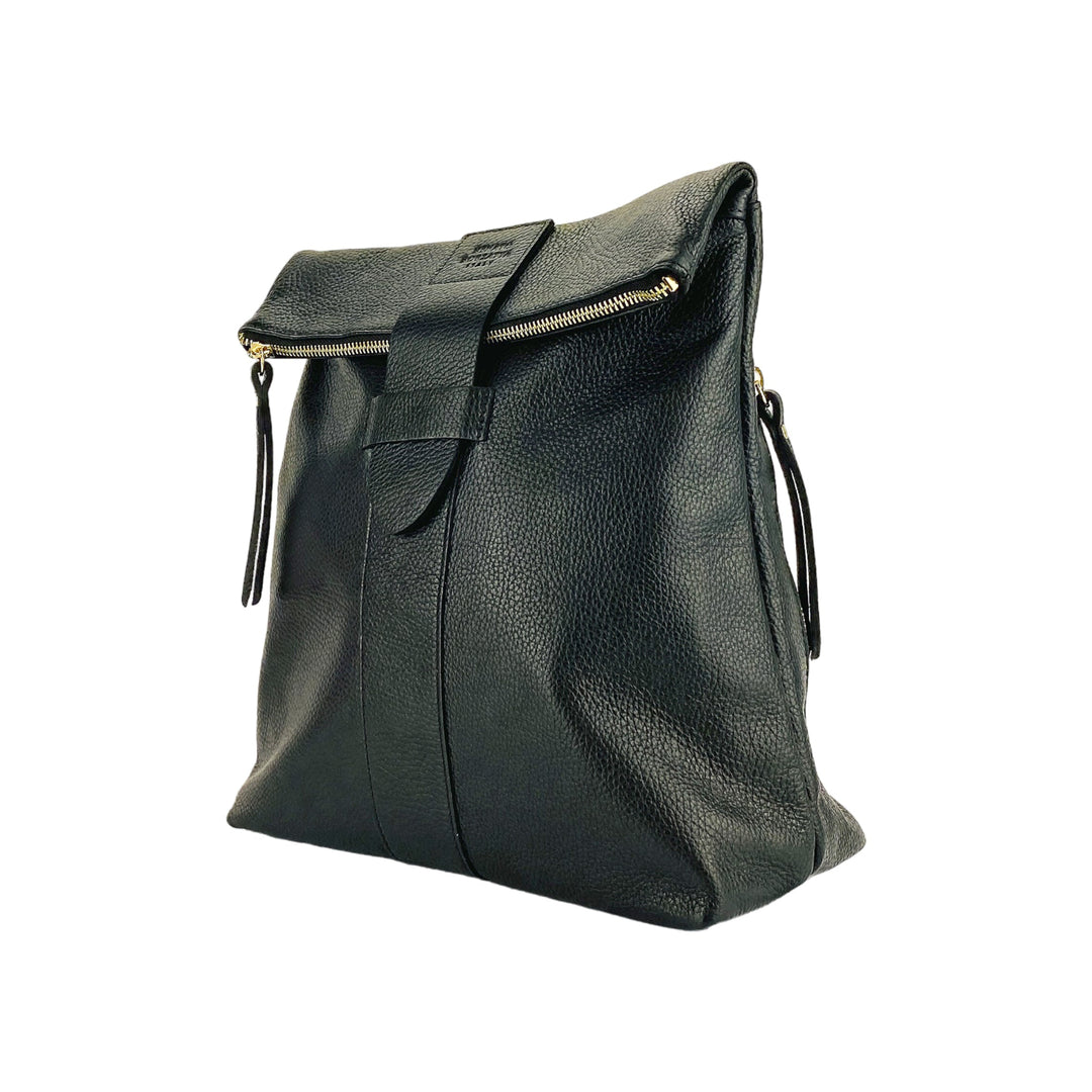 RB1021A | Soft women's backpack in genuine leather with adjustable shoulder straps. Zipper and accessories in shiny gold metal - Black color-1