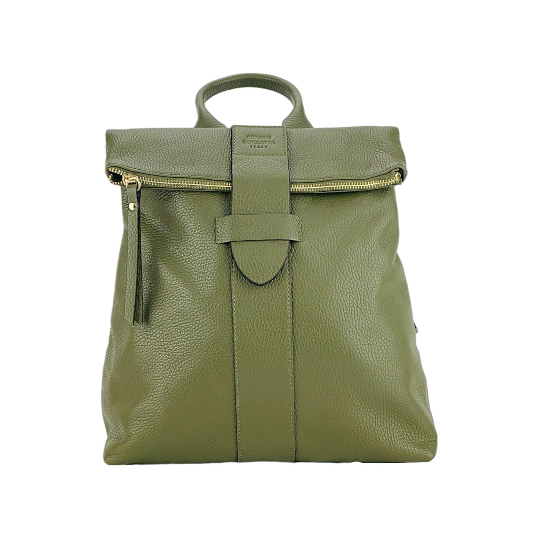 RB1021E | Soft women's backpack  with adjustable shoulder straps. Zipper and accessories in shiny gold metal - Green color-2