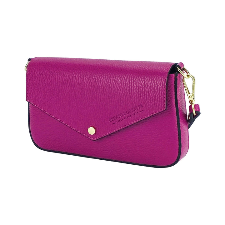 RB1023BE | Small Shoulder Bag with Removable Chain Shoulder Strap in Genuine Leather Made in Italy. Closing flap. Shiny Gold metal accessories - Fuxia color - Dimensions: 22 x 12 x 3 cm-0