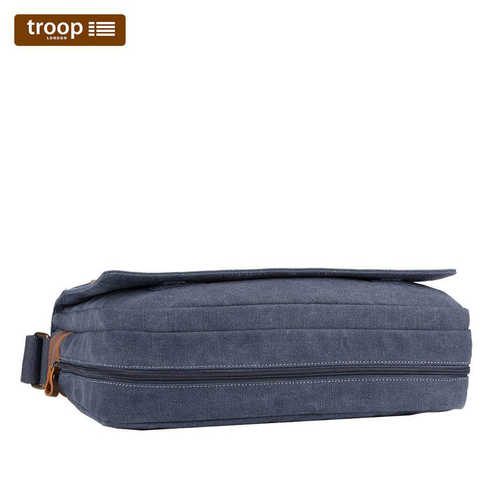 TRP0240 Troop London Classic Canvas Laptop Messenger Bag - 16.5 Diagonally