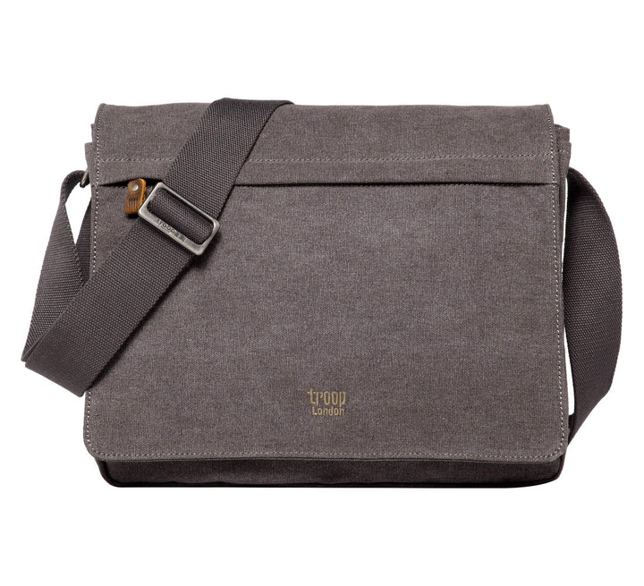 TRP0240 Troop London Classic Canvas Laptop Messenger Bag - 16.5 Diagonally